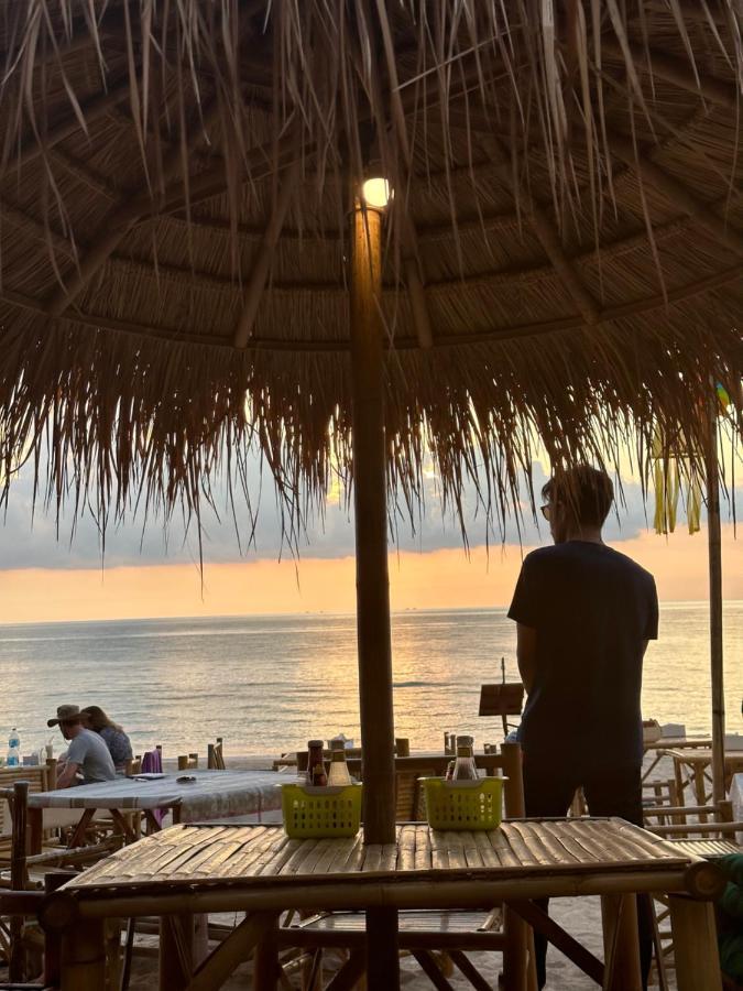 Lanta Palm Beach Resort , Beach Bungalow - קו לנטה מראה חיצוני תמונה