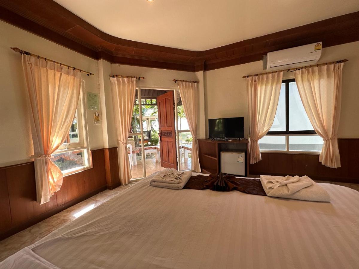 Lanta Palm Beach Resort , Beach Bungalow - קו לנטה מראה חיצוני תמונה