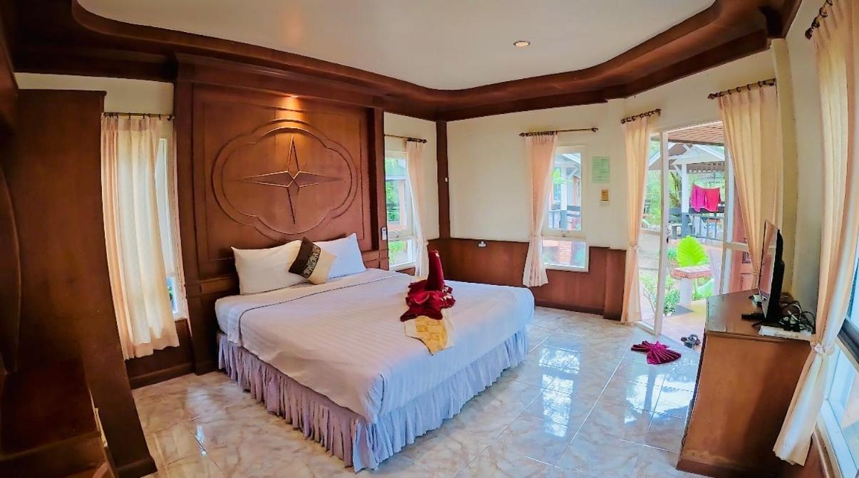 Lanta Palm Beach Resort , Beach Bungalow - קו לנטה מראה חיצוני תמונה