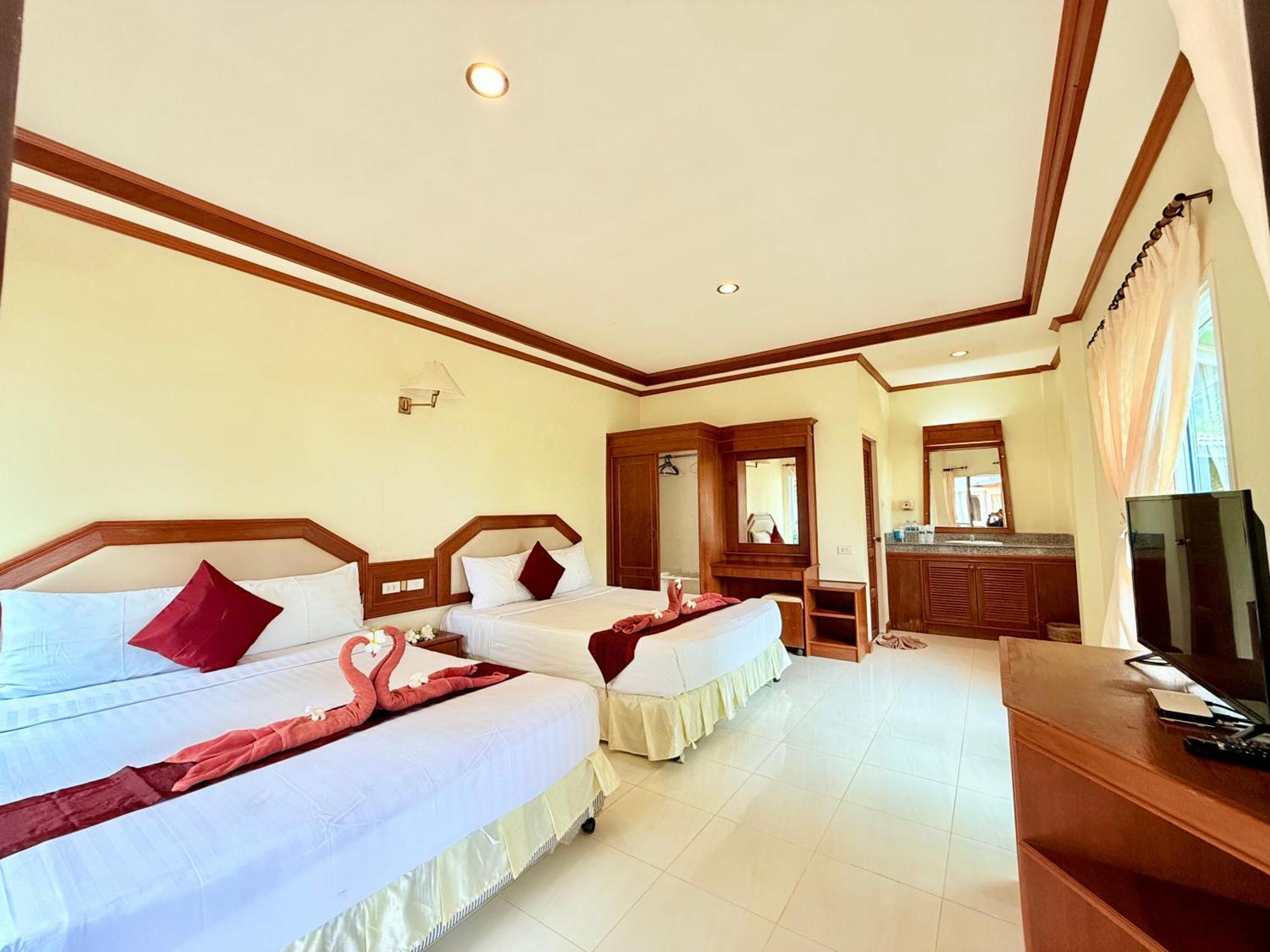 Lanta Palm Beach Resort , Beach Bungalow - קו לנטה מראה חיצוני תמונה