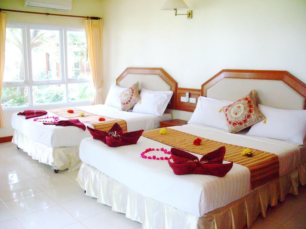 Lanta Palm Beach Resort , Beach Bungalow - קו לנטה מראה חיצוני תמונה