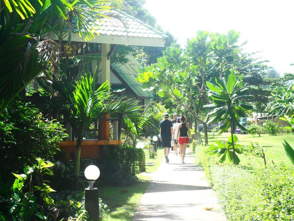 Lanta Palm Beach Resort , Beach Bungalow - קו לנטה מראה חיצוני תמונה