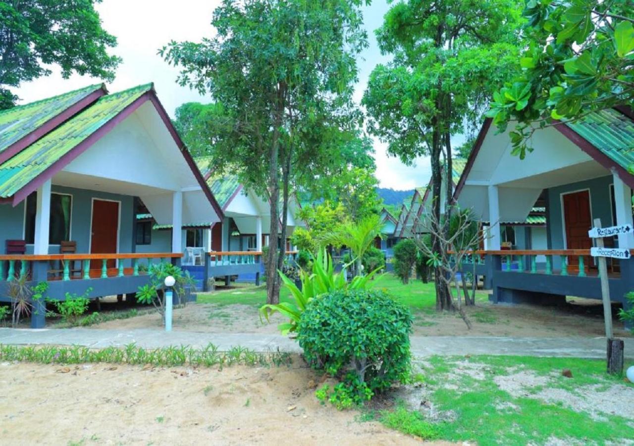 Lanta Palm Beach Resort , Beach Bungalow - קו לנטה מראה חיצוני תמונה